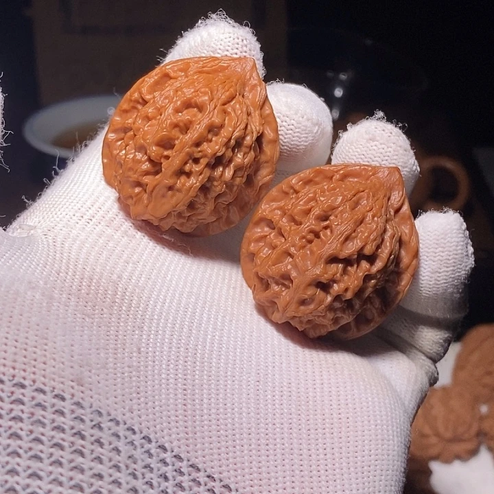 文玩核桃手把件观音肚