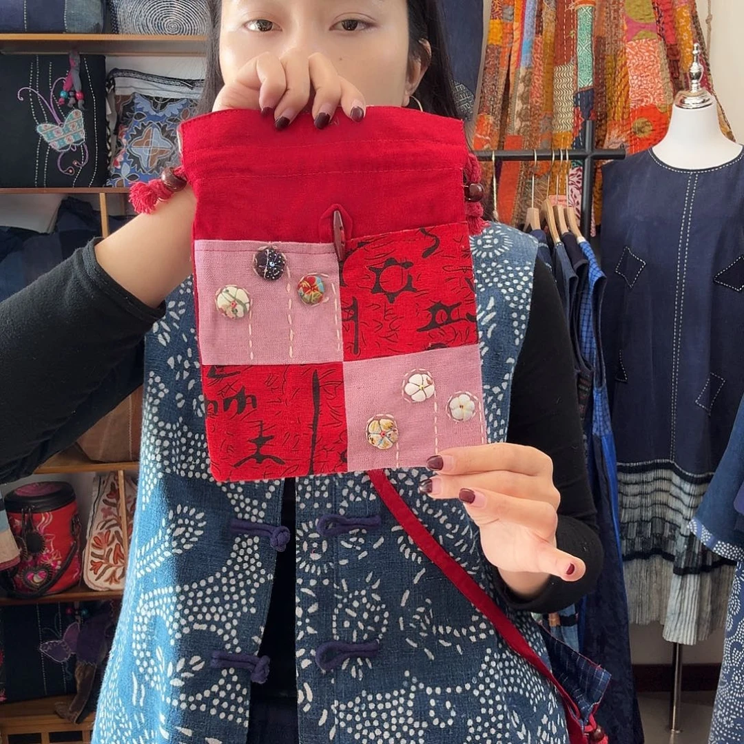 棉妤然服饰手工刺绣包