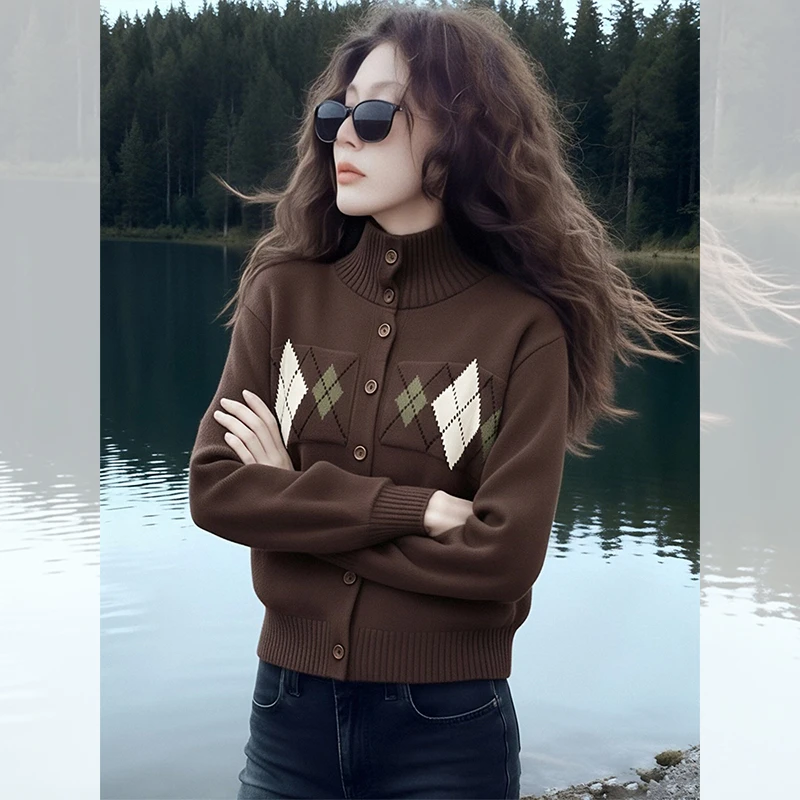 晚宴场合女装秋冬新款潮牌冬日穿搭咖色菱格半高领长袖厚针织开衫