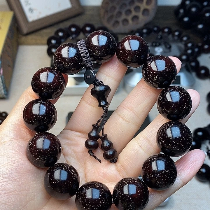 在***.檀香紫檀（小叶紫檀）1.8满