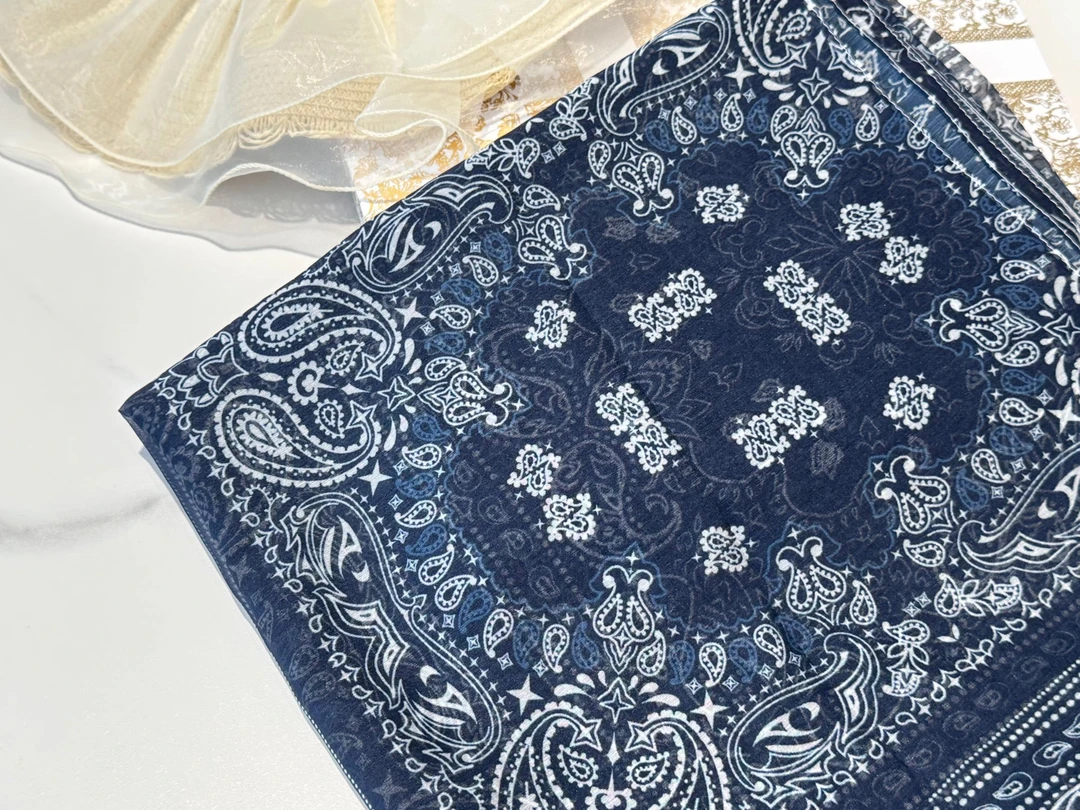 【波西米亚】丝巾女士150x150披肩外搭春秋百搭时尚轻奢围巾WJ 631