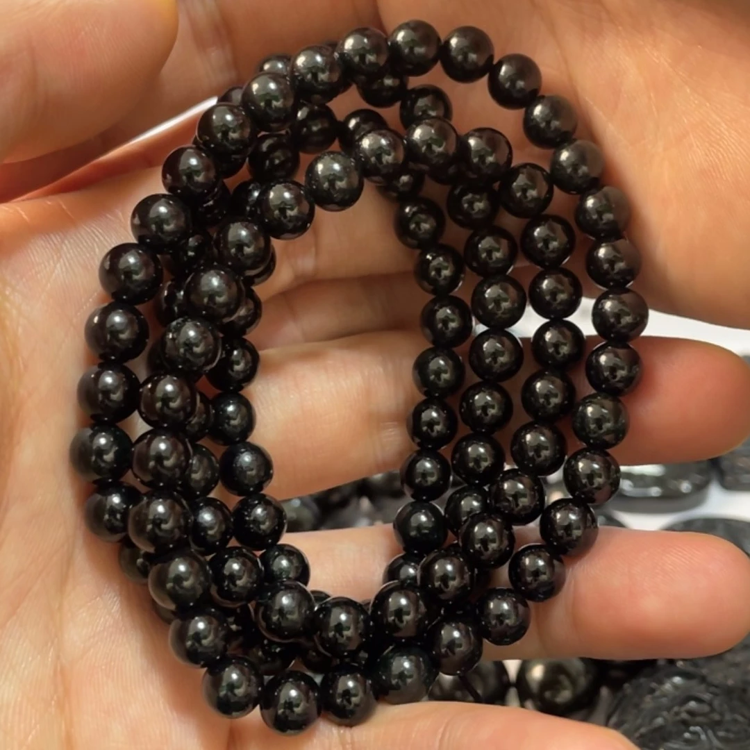 【闪购商品】翡翠吊坠(不含链)未镶嵌卡7左右