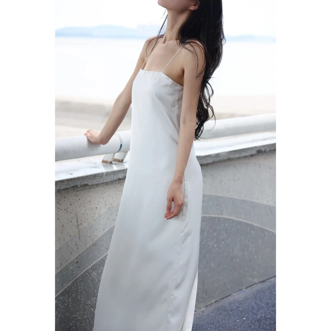【清仓活动款】【THE ROW风】细肩带缎面长裙后开衩显瘦长裙