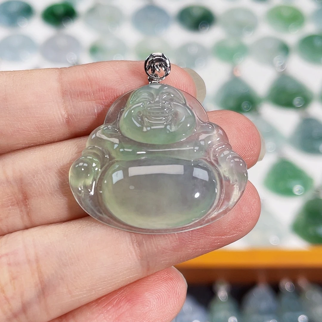 颈饰18K金镶嵌翡翠吊坠