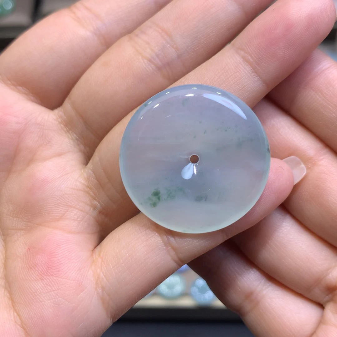 翡翠未镶嵌颈饰平安扣29.9^5.3