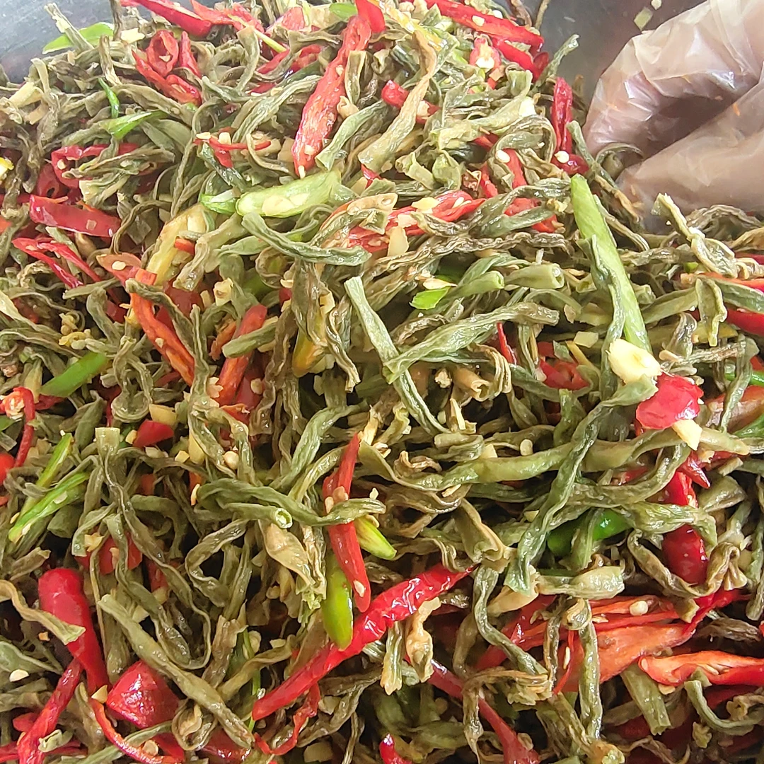 陕南安康特产腌皮豇豆麻辣美味香辣下饭菜干豇豆酸辣腌菜正宗咸菜