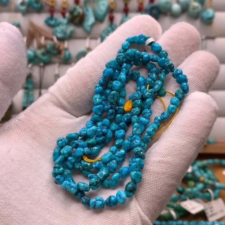 绿松石未镶嵌原矿