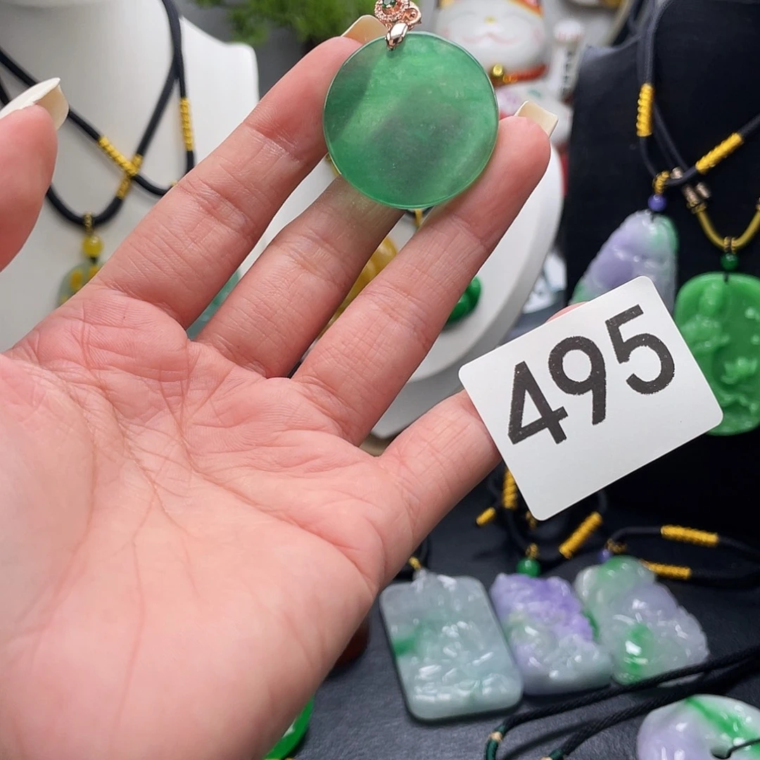 吊坠(赠链)未镶嵌翡翠