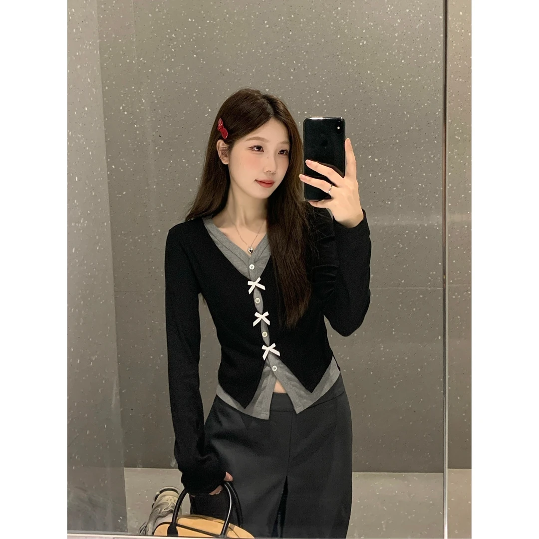 轻奢假两件灰色长袖针织打底衫女早秋设计感结chic甜辣妹上穿搭