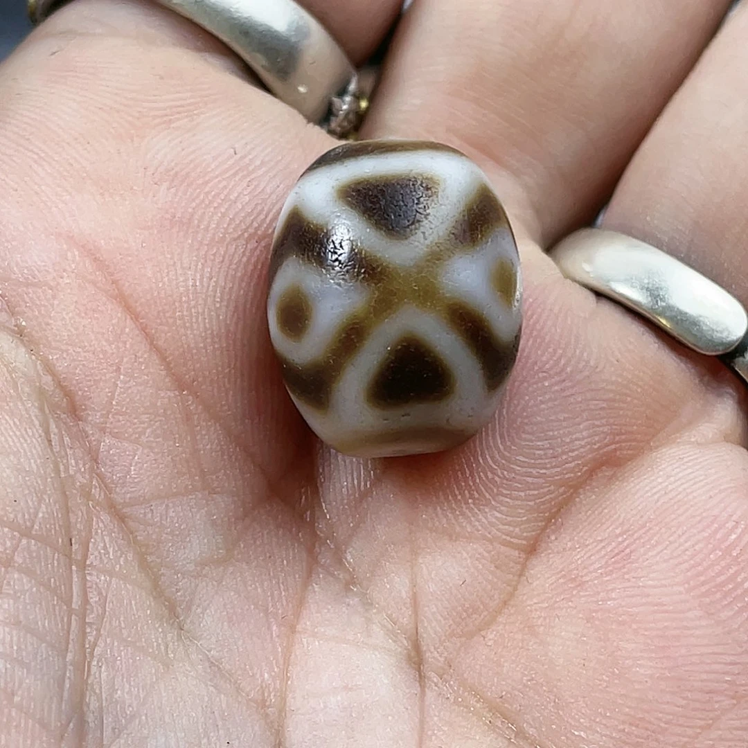 玛瑙/玉髓颈饰未镶嵌?****?