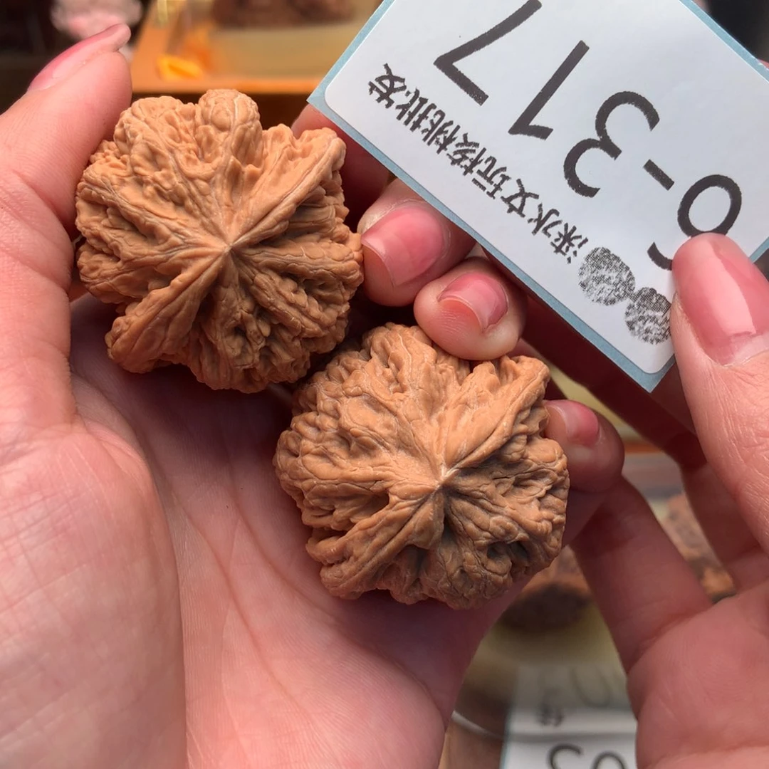 文玩核桃把件42粗筋