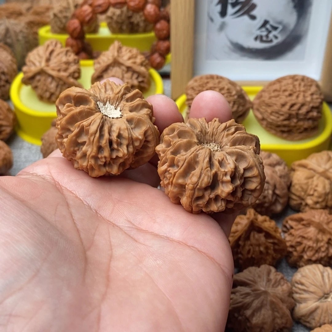 文玩核桃吊坠44龙门涧