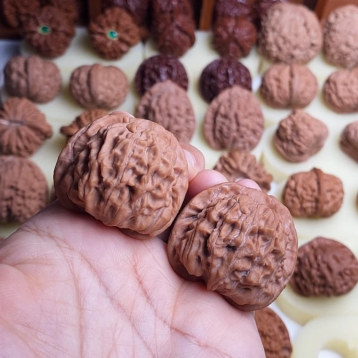 【闪购商品】文玩核桃吊坠38天地