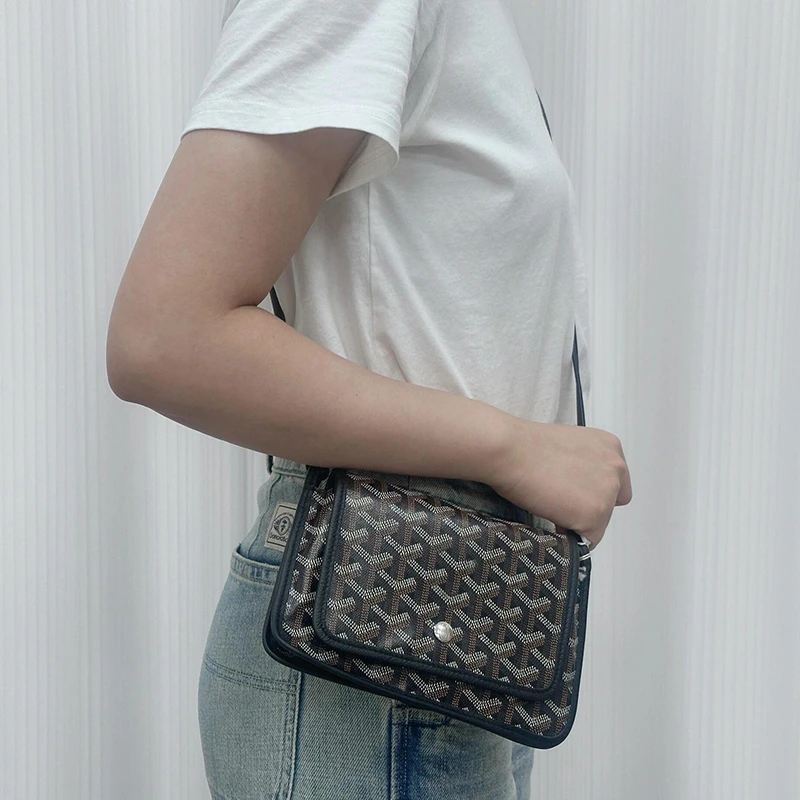 【信封包】2024新款信封包邮差包信封包Y字印花 翻盖单肩斜挎包