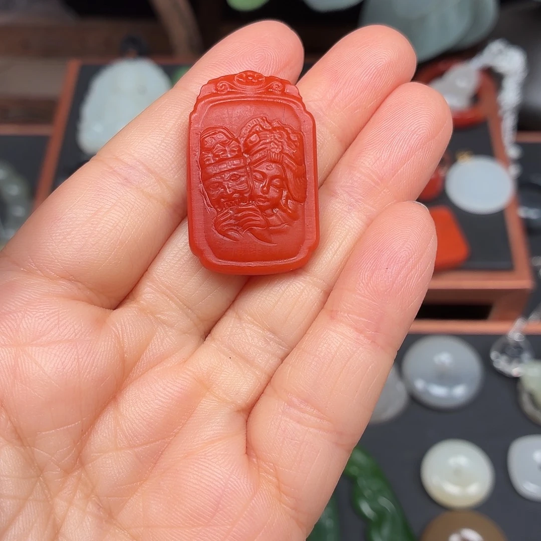 语***昕南红玛瑙未镶嵌颈饰