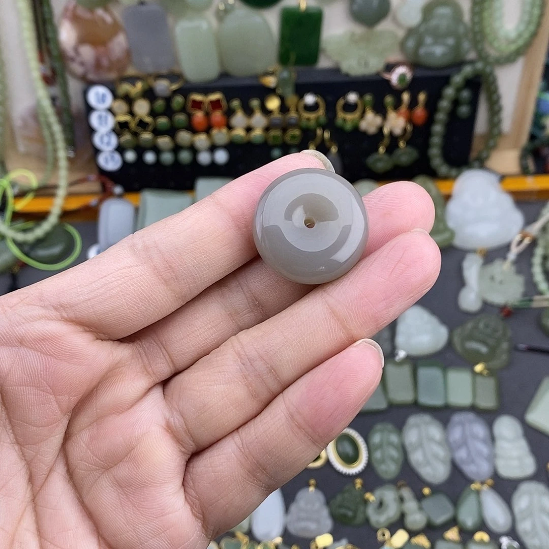 和田玉未镶嵌吊坠(不含链)