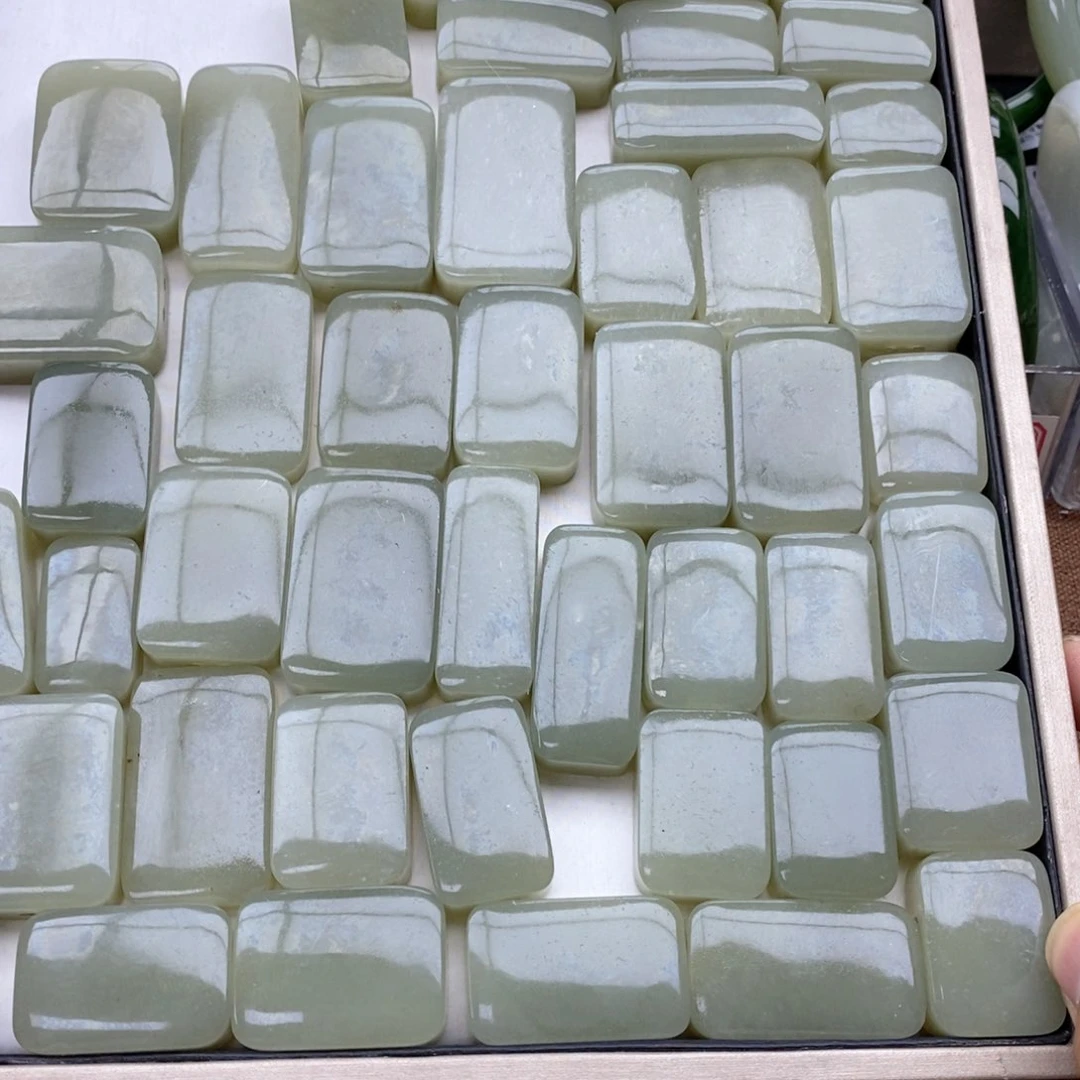 和田玉未镶嵌吊坠(不含链)