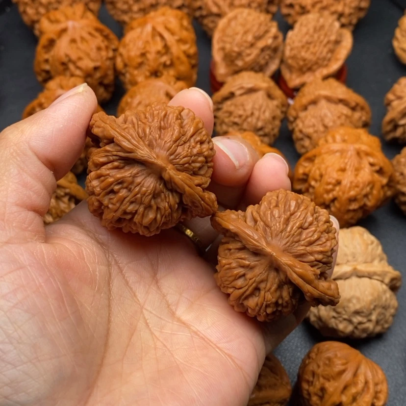 【闪购商品】文玩核桃把件43篓子
