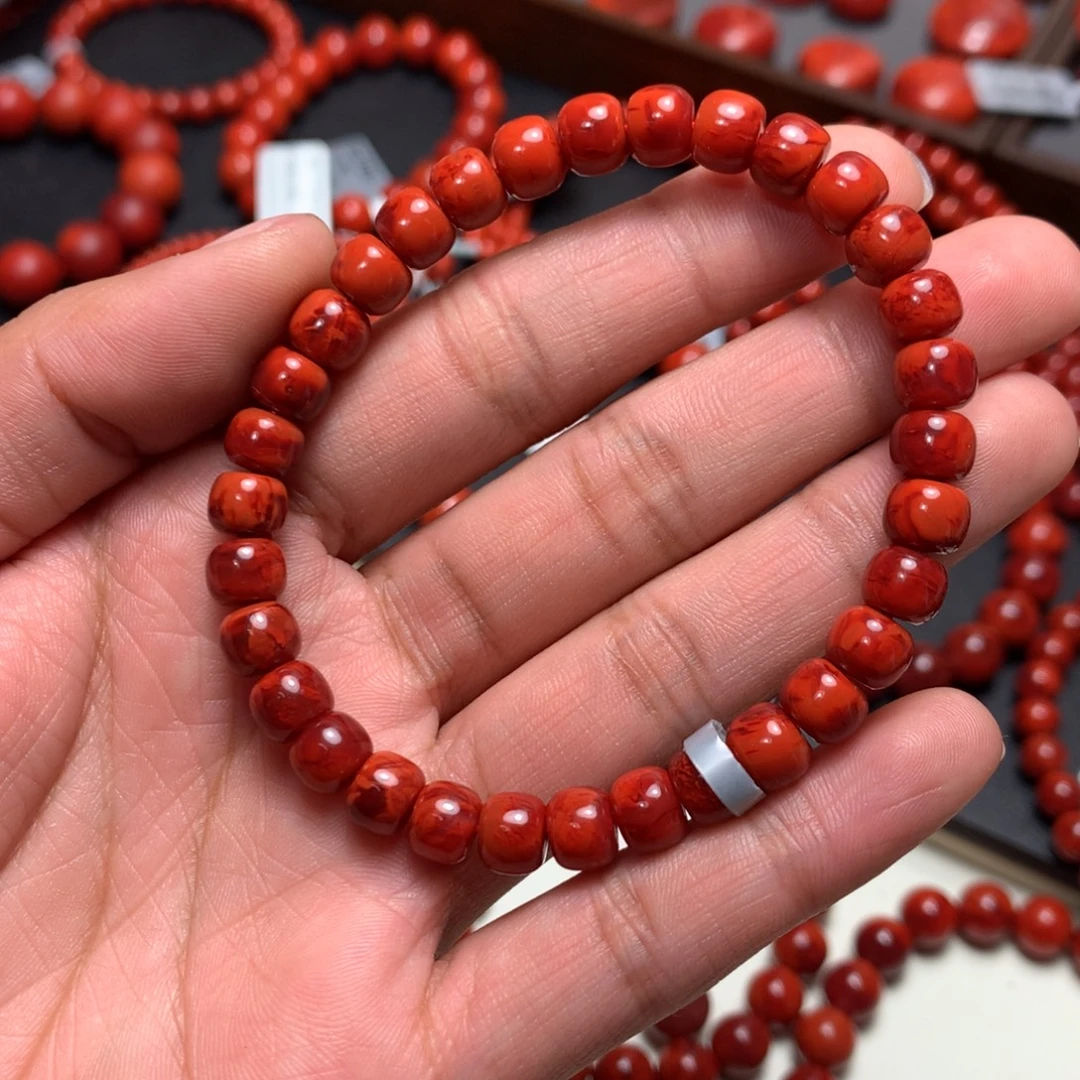 南红玛瑙未镶嵌手串6.8mm+柿子牛血火焰老型