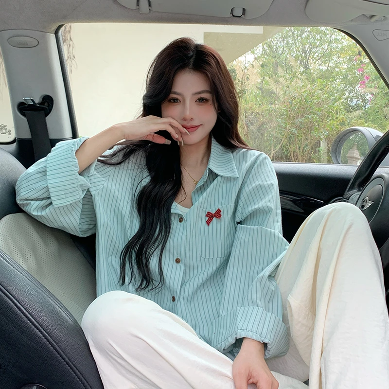 春季新款条纹衬衫蝴蝶结宽松型大码衬衫春季常规单排多扣韩系上衣