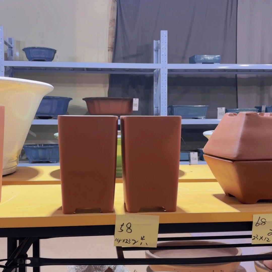 紫砂小的签筒红色一对