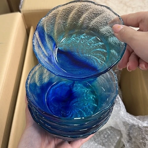 精品瓷器。