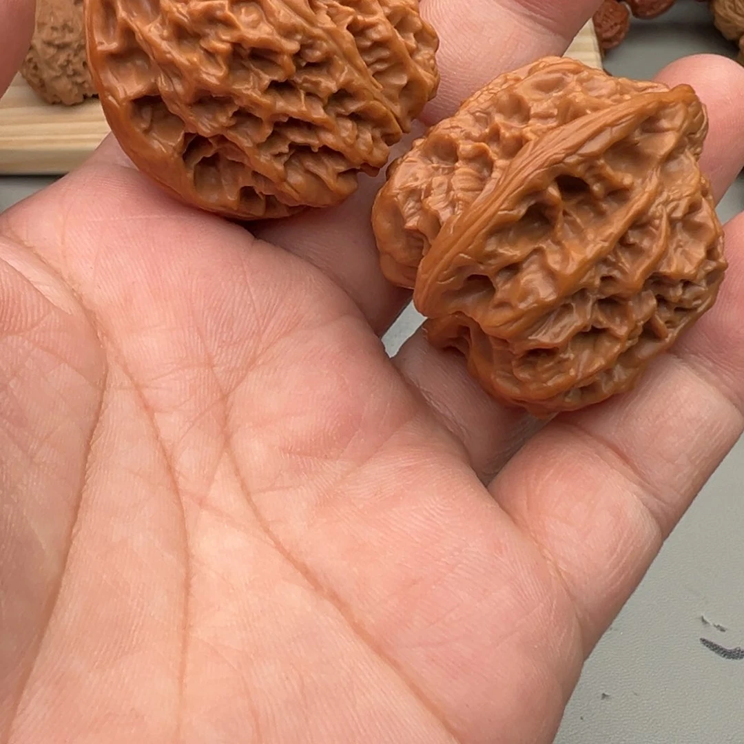 文玩核桃把件胡*野牛