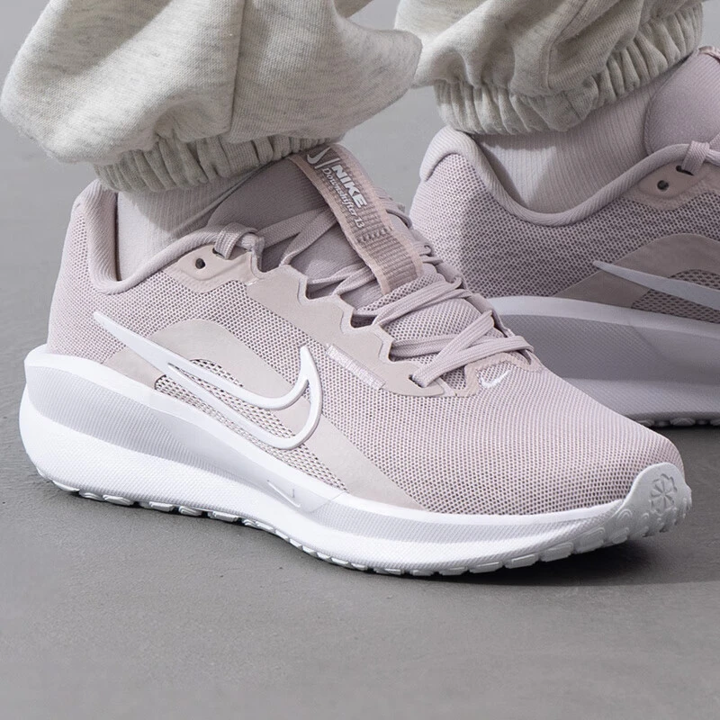 NIKE/耐克女鞋子 女士25蛇年新款运动鞋训练低帮休闲鞋透气跑步鞋