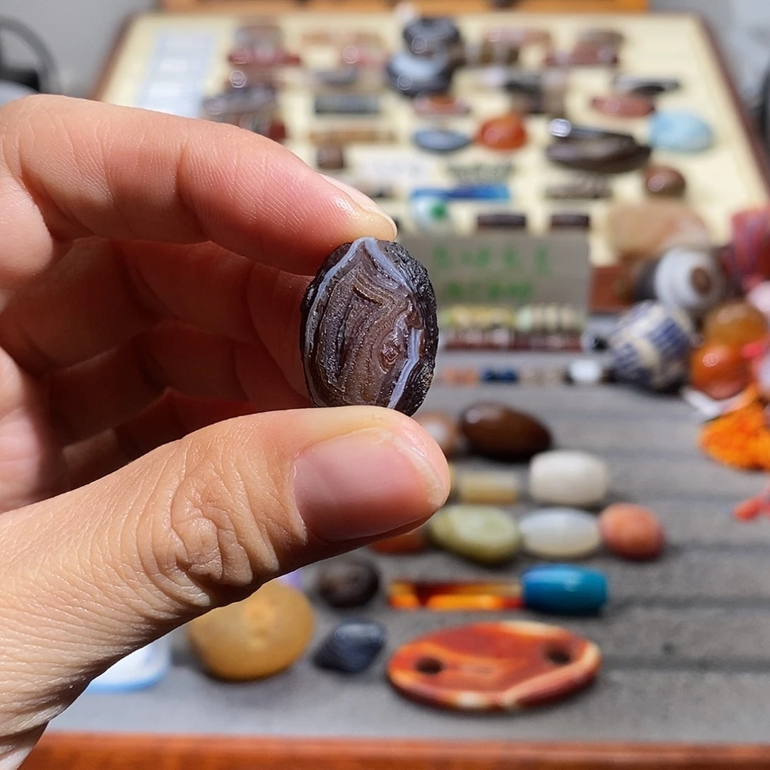 榻***子玛瑙/玉髓合金颈饰