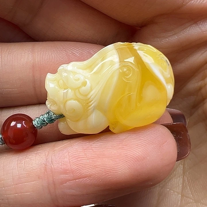 蜜蜡未镶嵌珠宝奇石