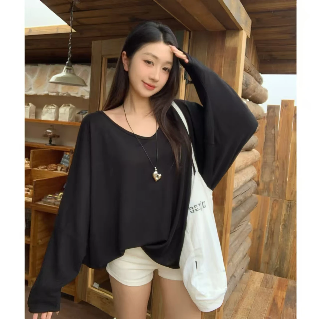 纯欲慵懒风宽松蝙蝠袖V领 斜肩长袖T恤女辣妹 微透凉感薄款罩衫