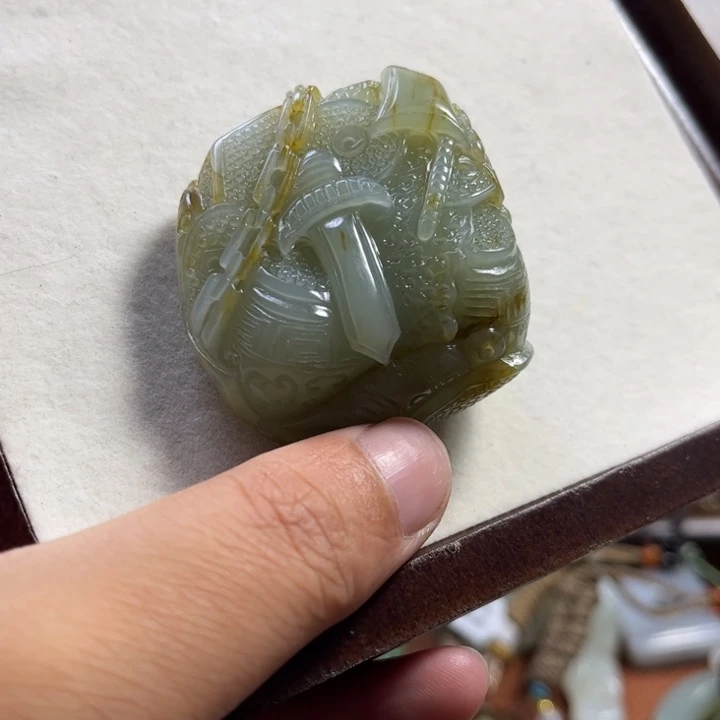未镶嵌手链和田玉9