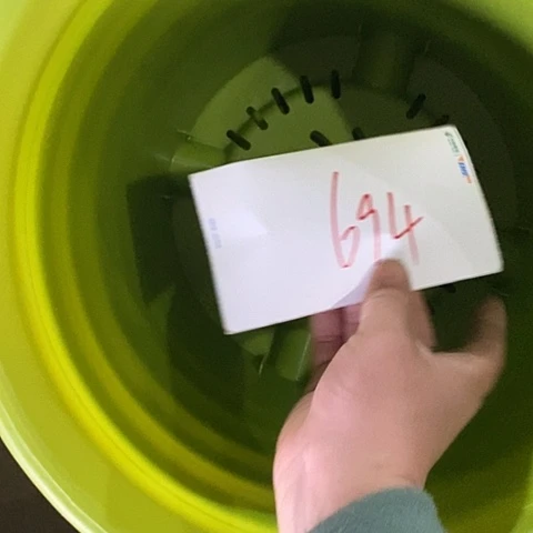 树脂幺****）编号694缺口