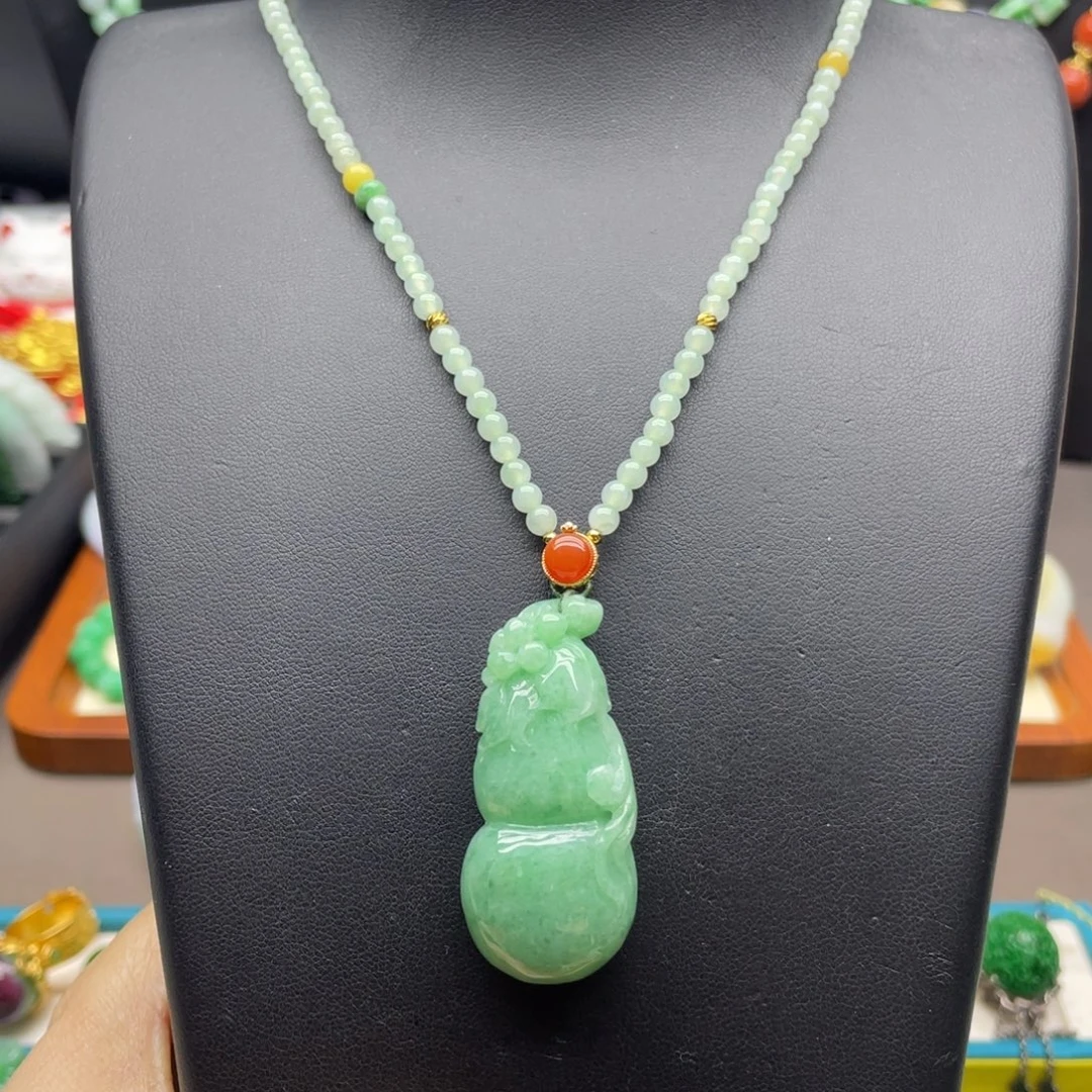 翡翠未镶嵌颈饰翡翠葫芦