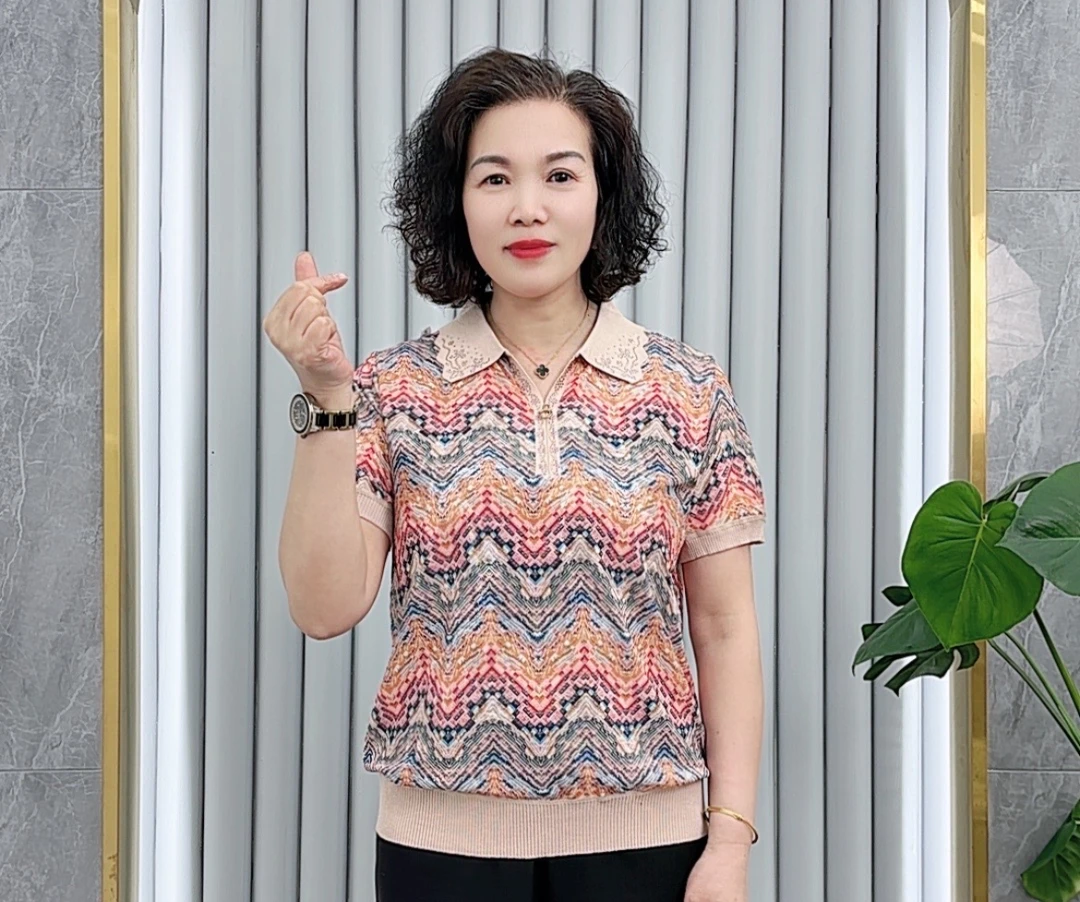 妈妈夏装新款短袖t恤洋气质薄款小衫中老年女时尚宽松冰丝上衣女