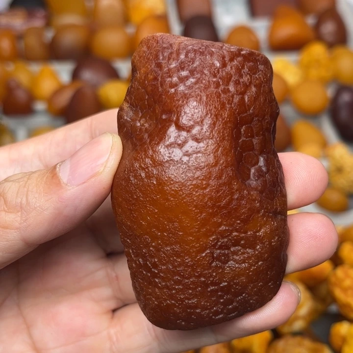 琥珀未镶嵌裸石天然蜜蜡吊坠