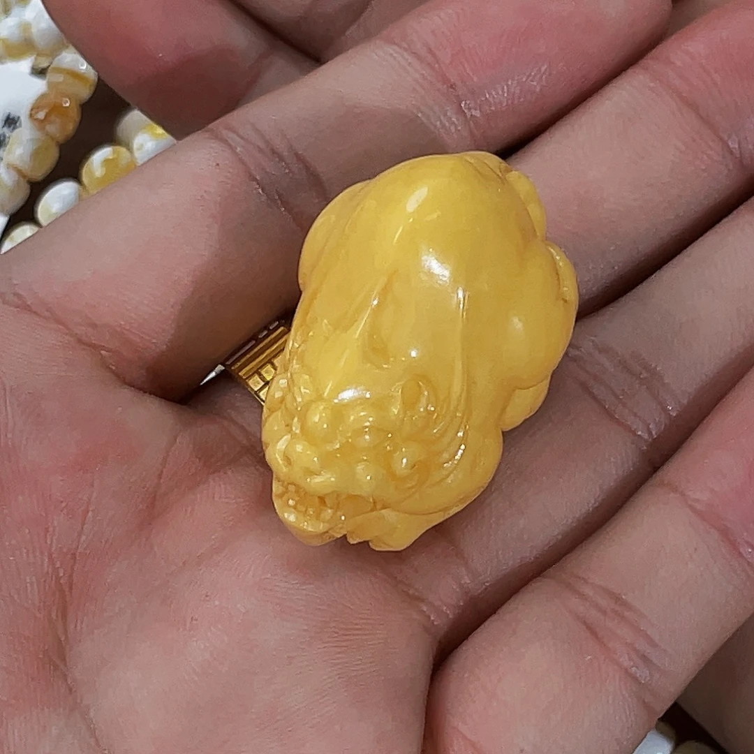 l***z琥珀未镶嵌手链貔貅