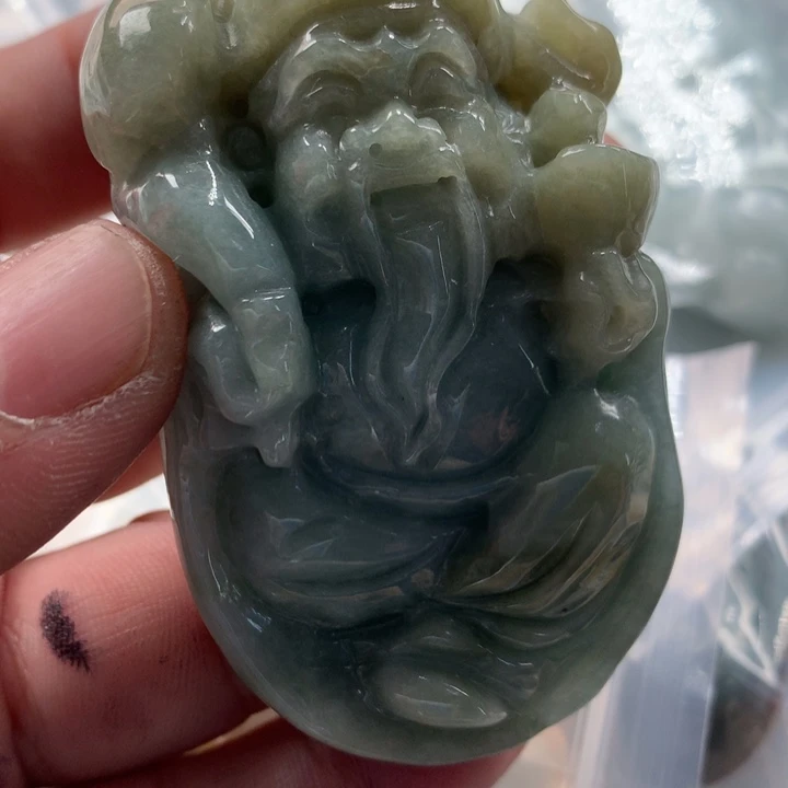 翡翠未镶嵌颈饰保真天然a货翡翠