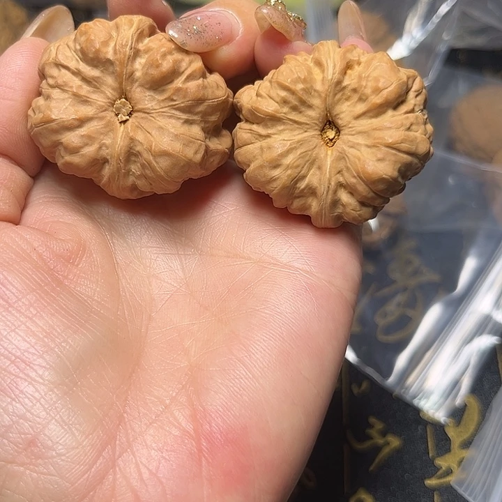 文玩核桃吊坠小*蛤蟆头