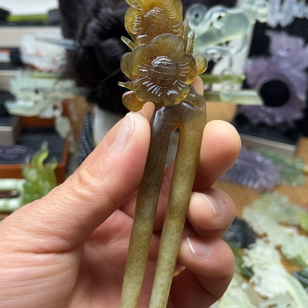 蛇纹石玉未镶嵌岫玉