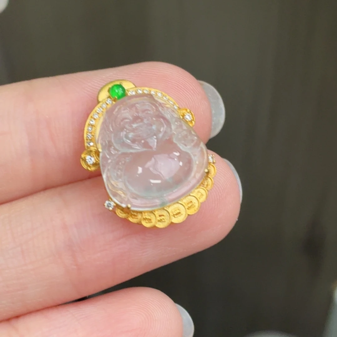 翡翠18K金镶嵌颈饰