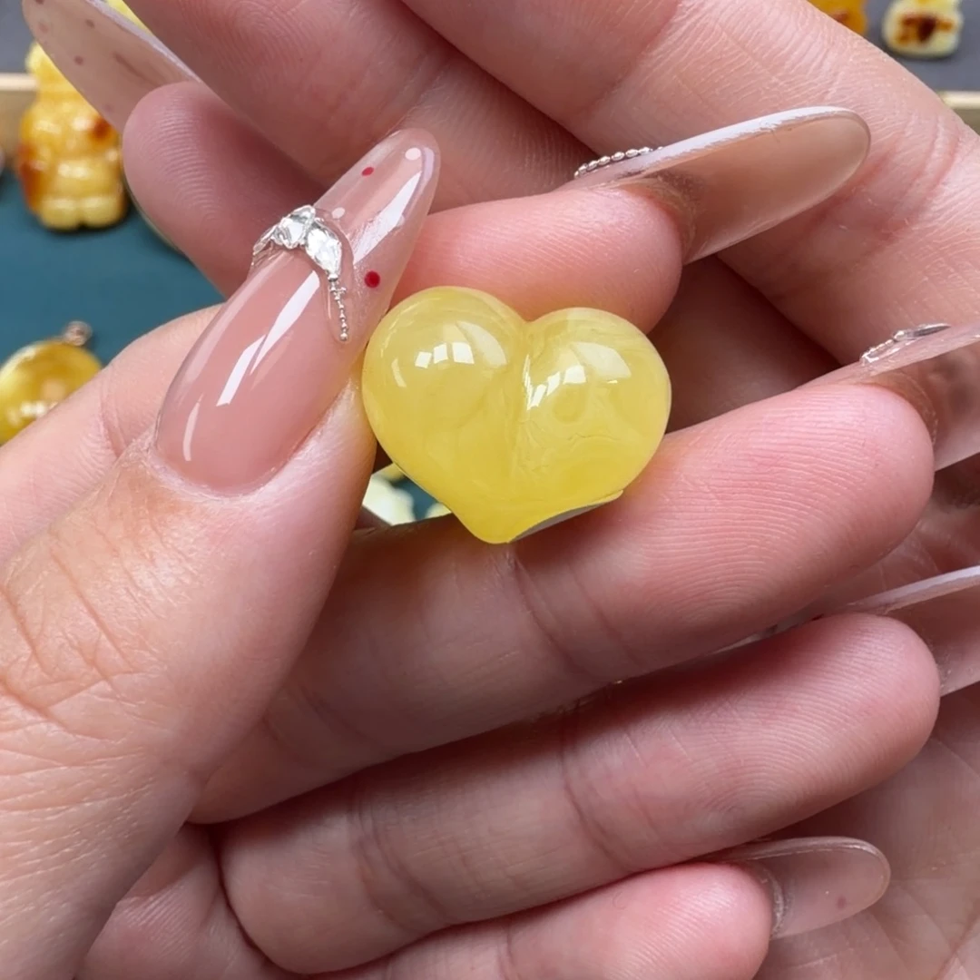 琥珀未镶嵌裸石蜜蜡