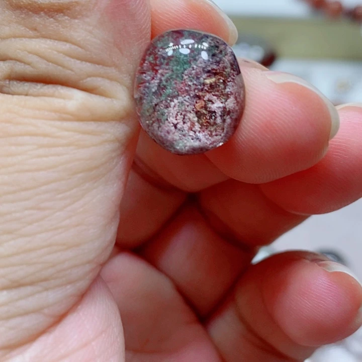 未镶嵌颈饰水晶水晶