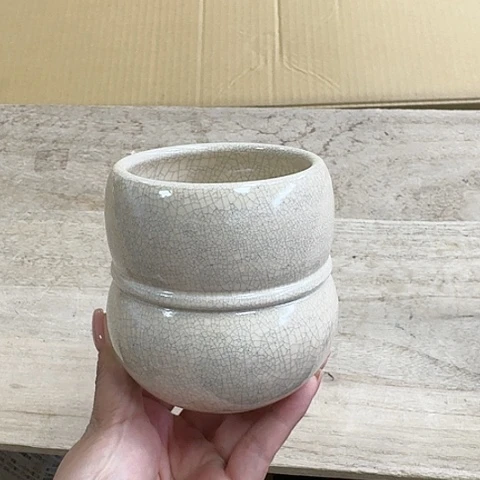 精品瓷器。