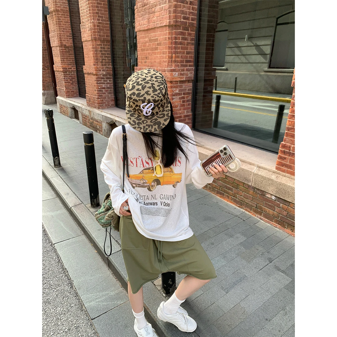 区区欧阳 印花长袖白色T恤女夏季新款美式复古宽松显瘦圆领上衣
