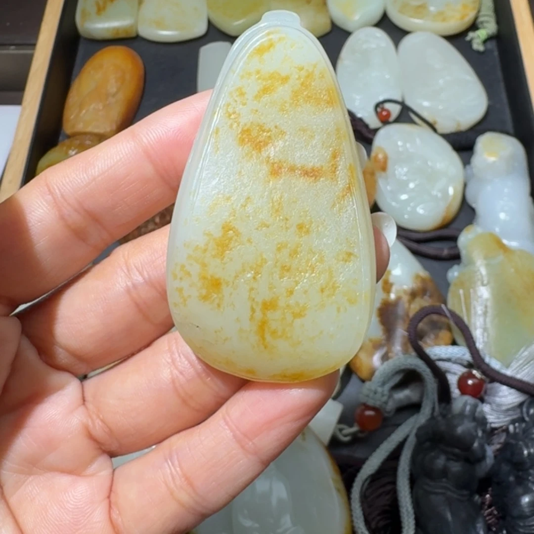 和田玉未镶嵌吊坠(不含链)