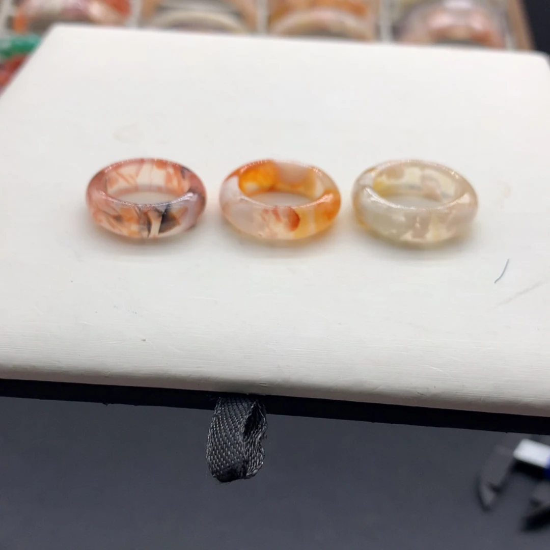 【闪购商品】玛瑙/玉髓手镯未镶嵌巧*力