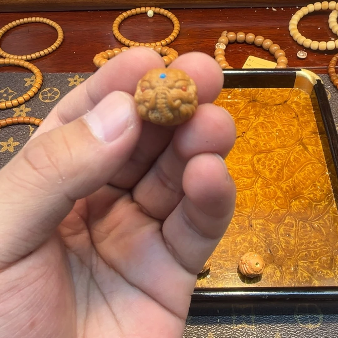 猴头核桃吊坠猴头配饰像神