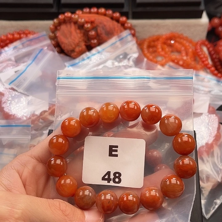 南红玛瑙未镶嵌多样性发货默认微瑕称重13mm