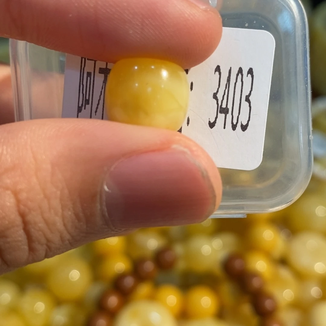 琥珀未镶嵌珠宝奇石3402